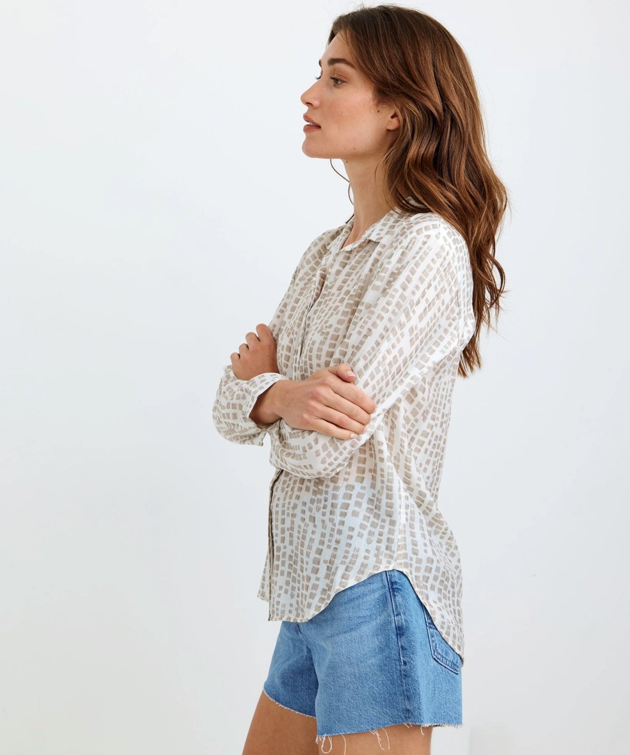 Bella Dahl Clean Front Hipster Shirt
