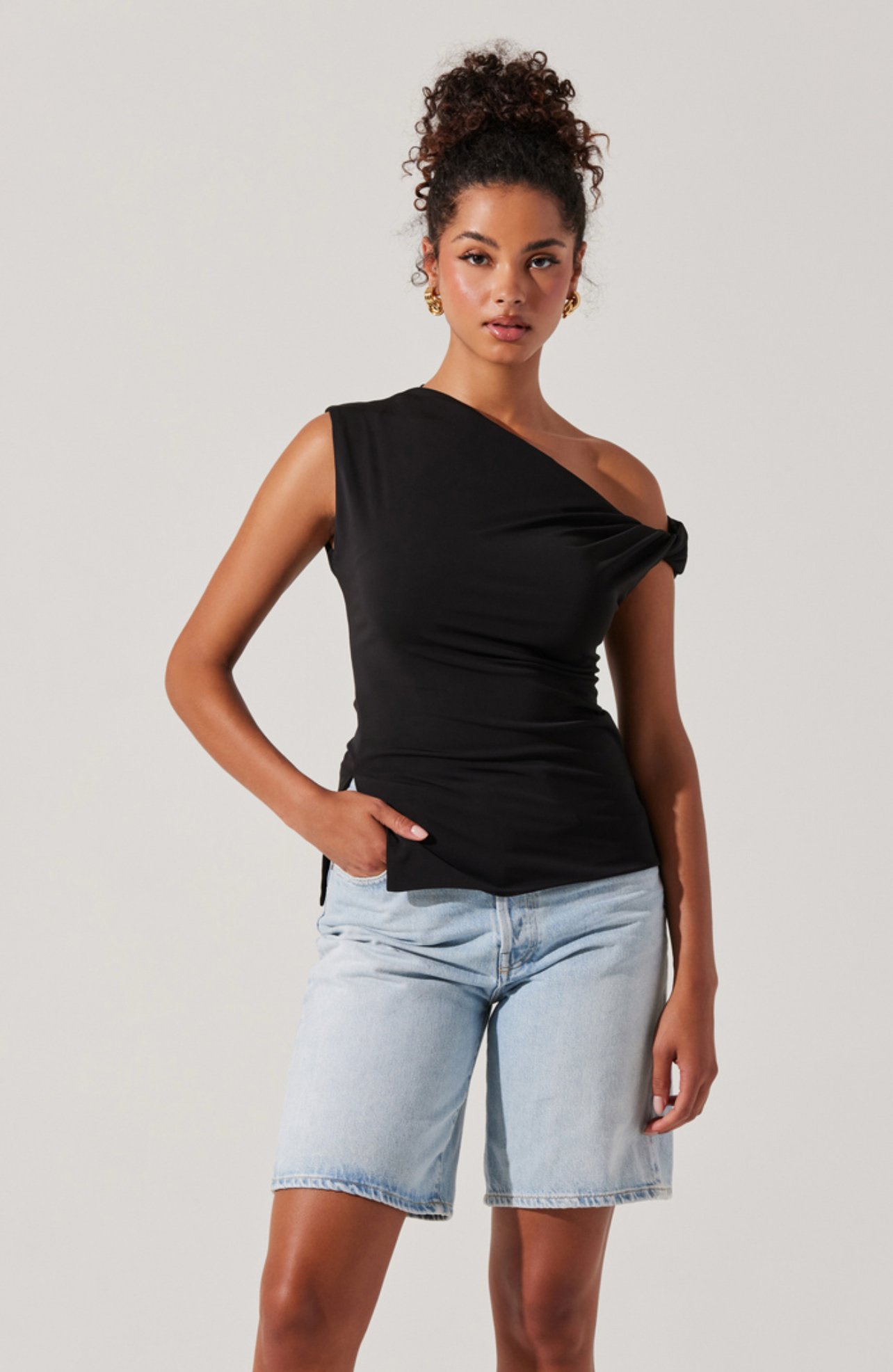 ASTR Aphra Top
