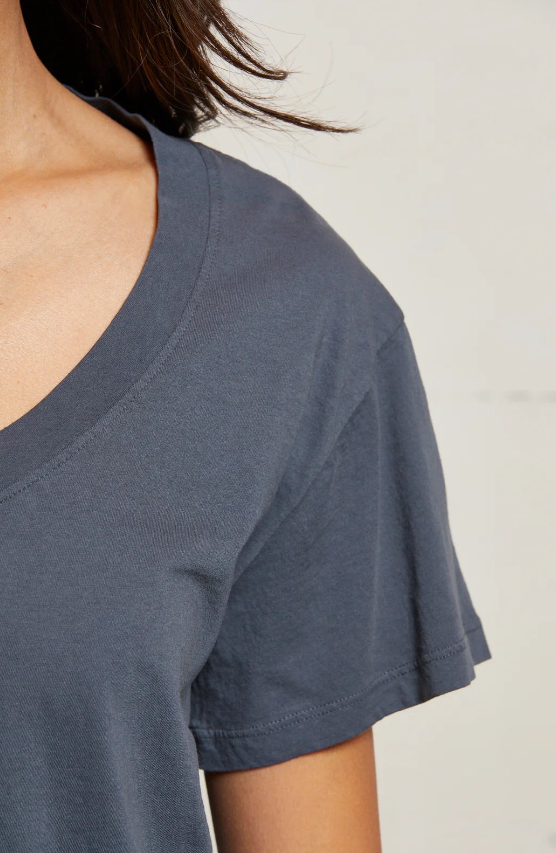 Perfect White Tee Hendrix V-Neck Tee