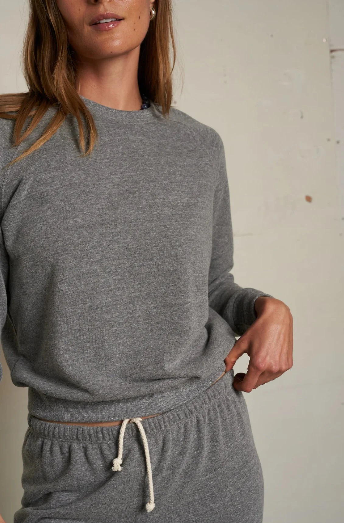 Perfect White Tee Alexi Sweatshirt