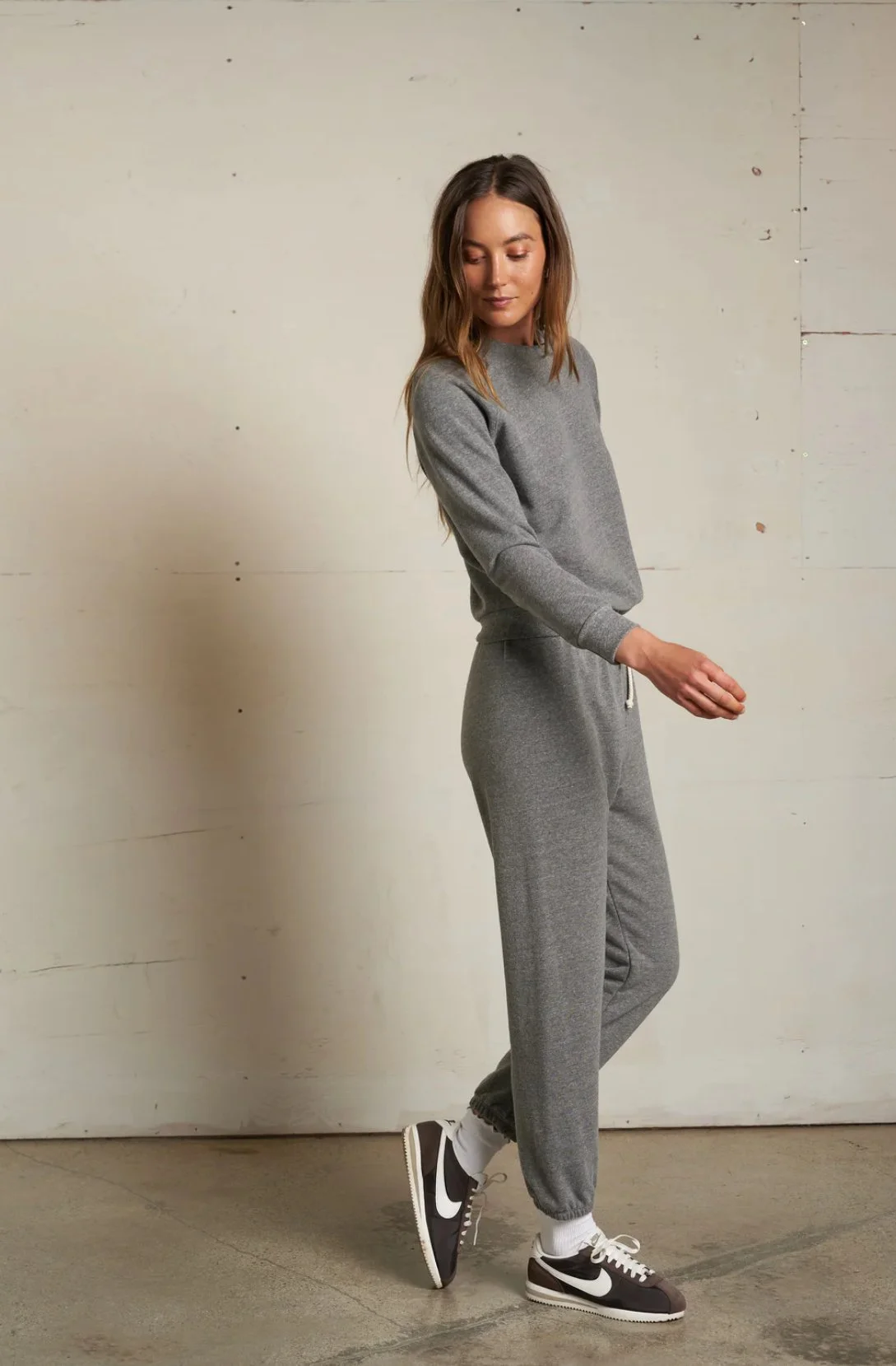 Perfect White Tee Alexi Sweatshirt