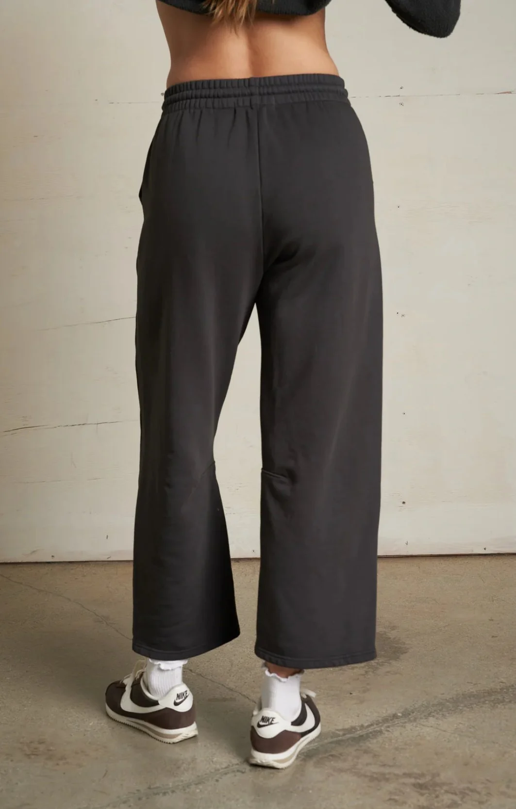 Perfect White Tee Fallon Barrel Sweatpant