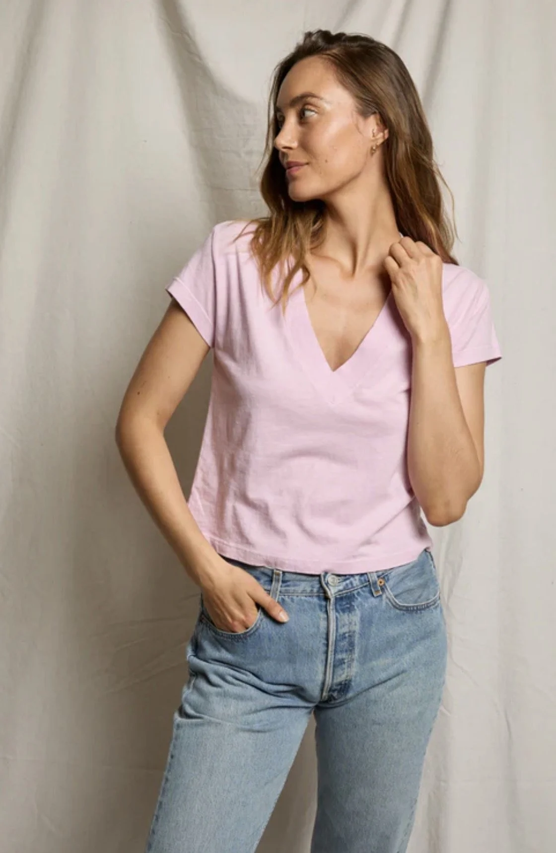 Perfect White Tee Alanis V-Neck Tee