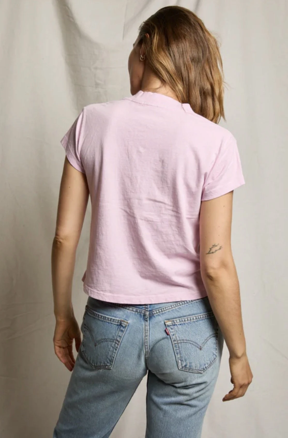 Perfect White Tee Alanis V-Neck Tee