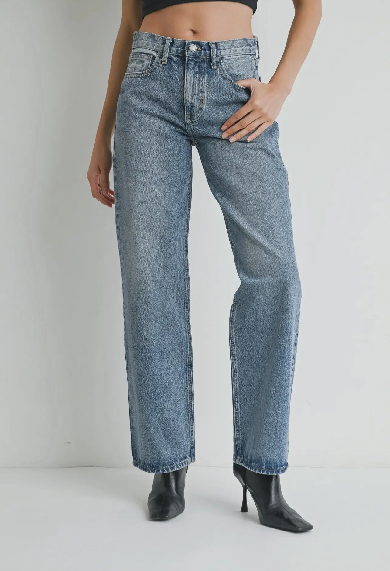 JBD Spencer Mid Rise Relaxed Straight