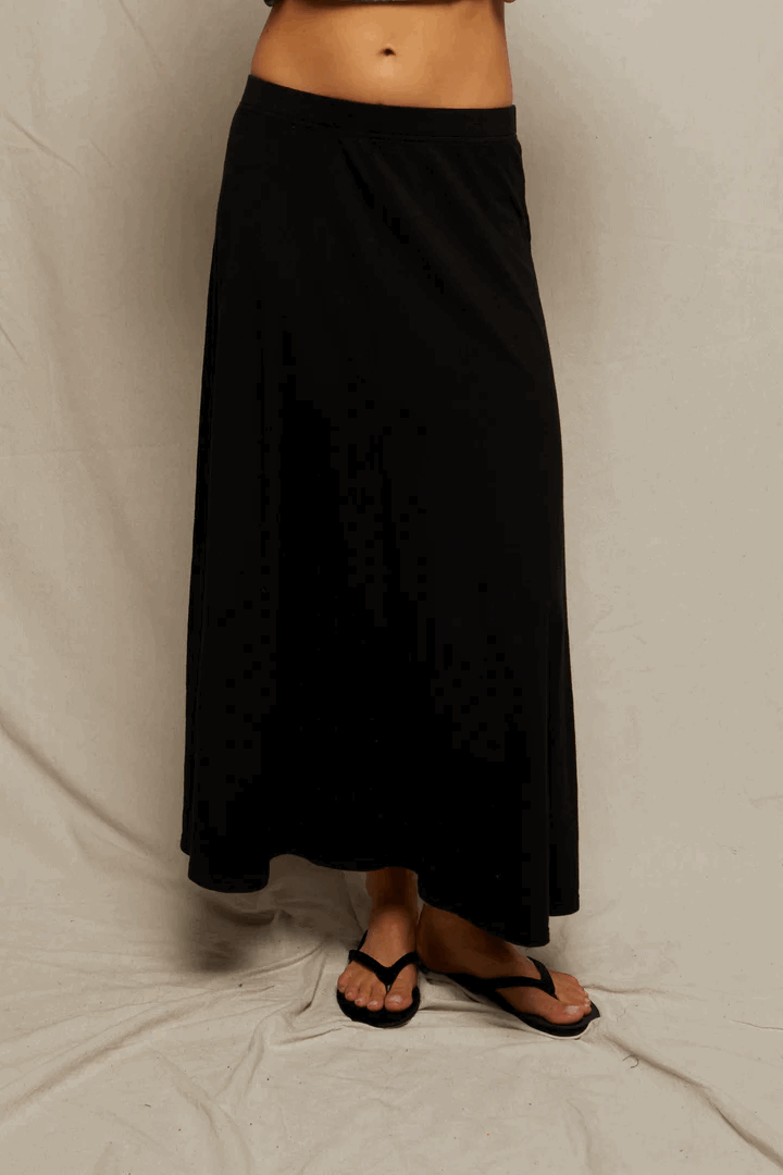 Perfect White Tee Liza Skirt