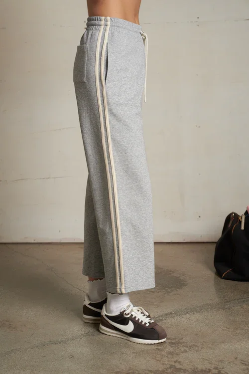 Perfect White Tee Claud Track Pant