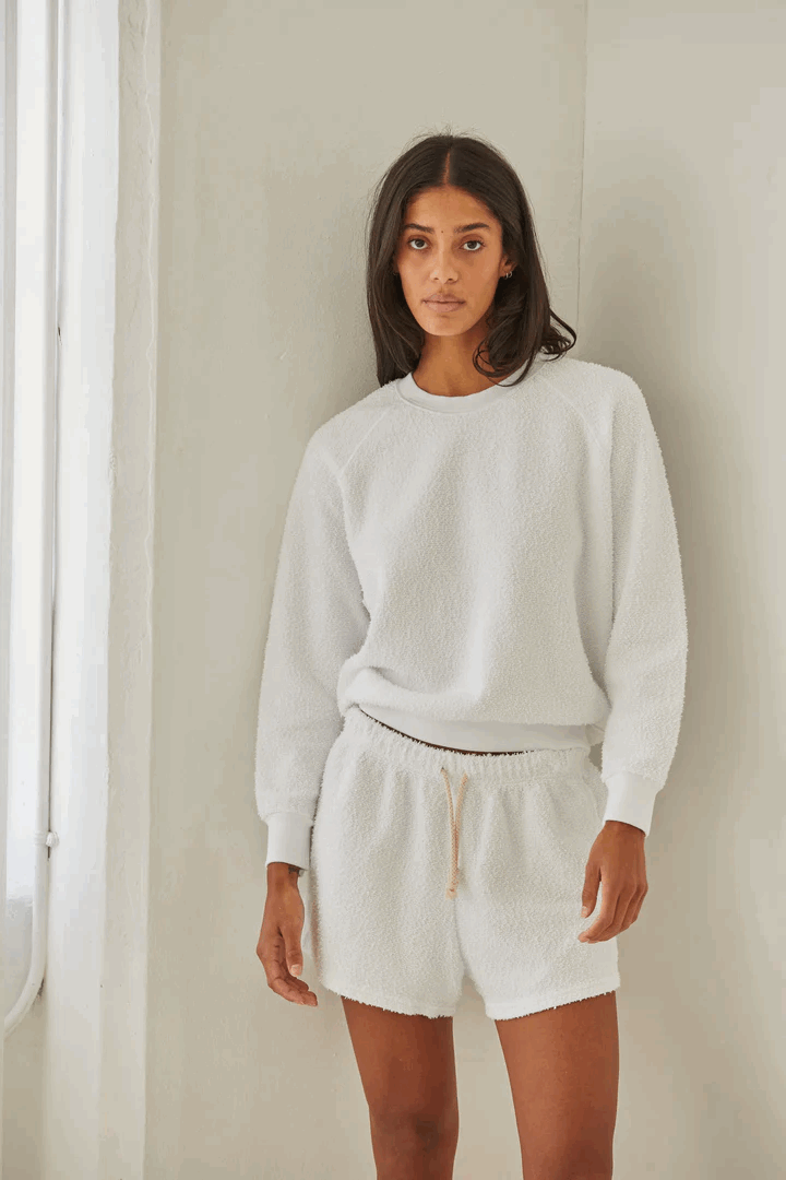 Perfect White Tee Sami Boucle Sweatshirt