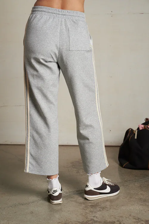 Perfect White Tee Claud Track Pants