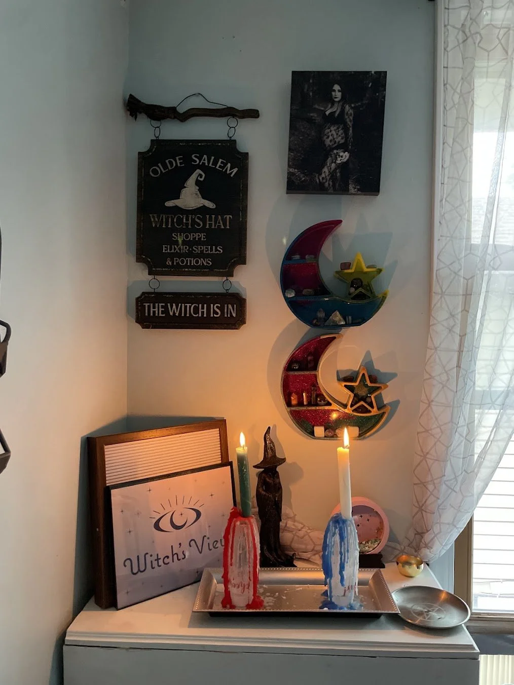 Shelf's hanging.jpg