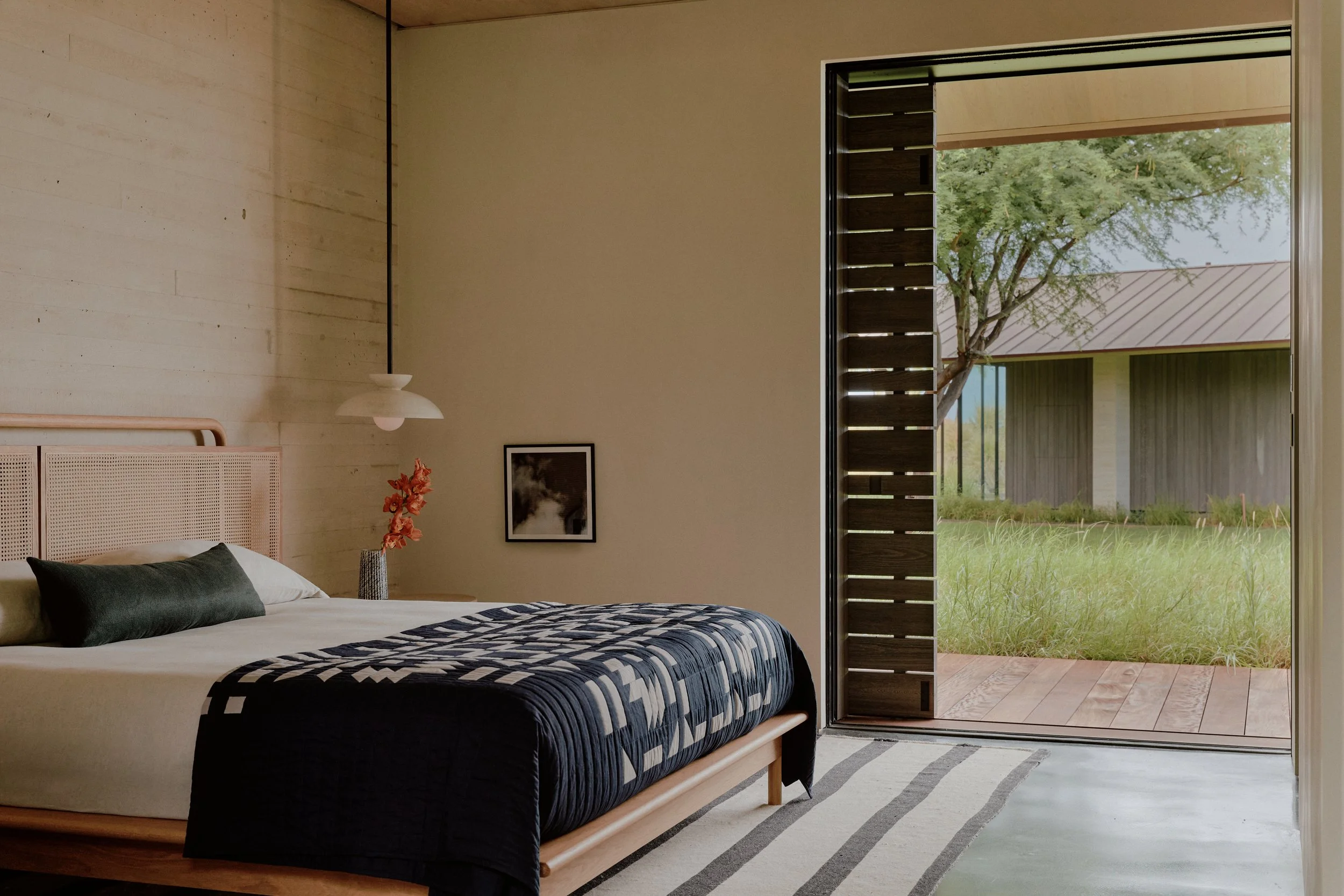Designer: Catherine Kwong | Photographer: William Jess Laird | Stylist: Yedda Morrison | Press: Architectural Digest