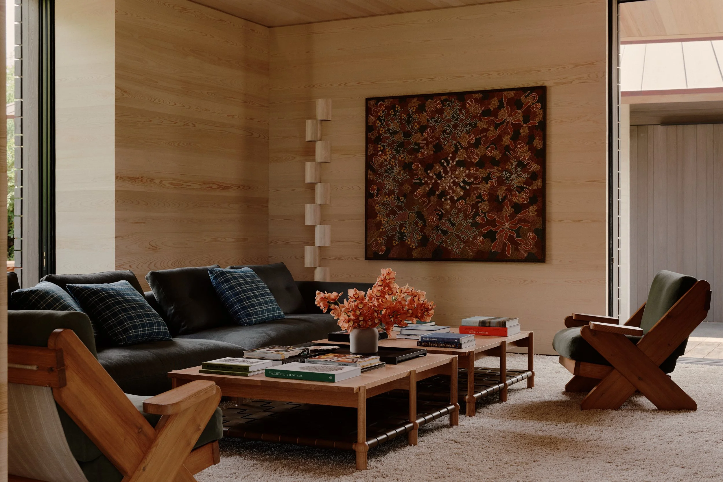 Designer: Catherine Kwong | Photographer: William Jess Laird | Stylist: Yedda Morrison | Press: Architectural Digest