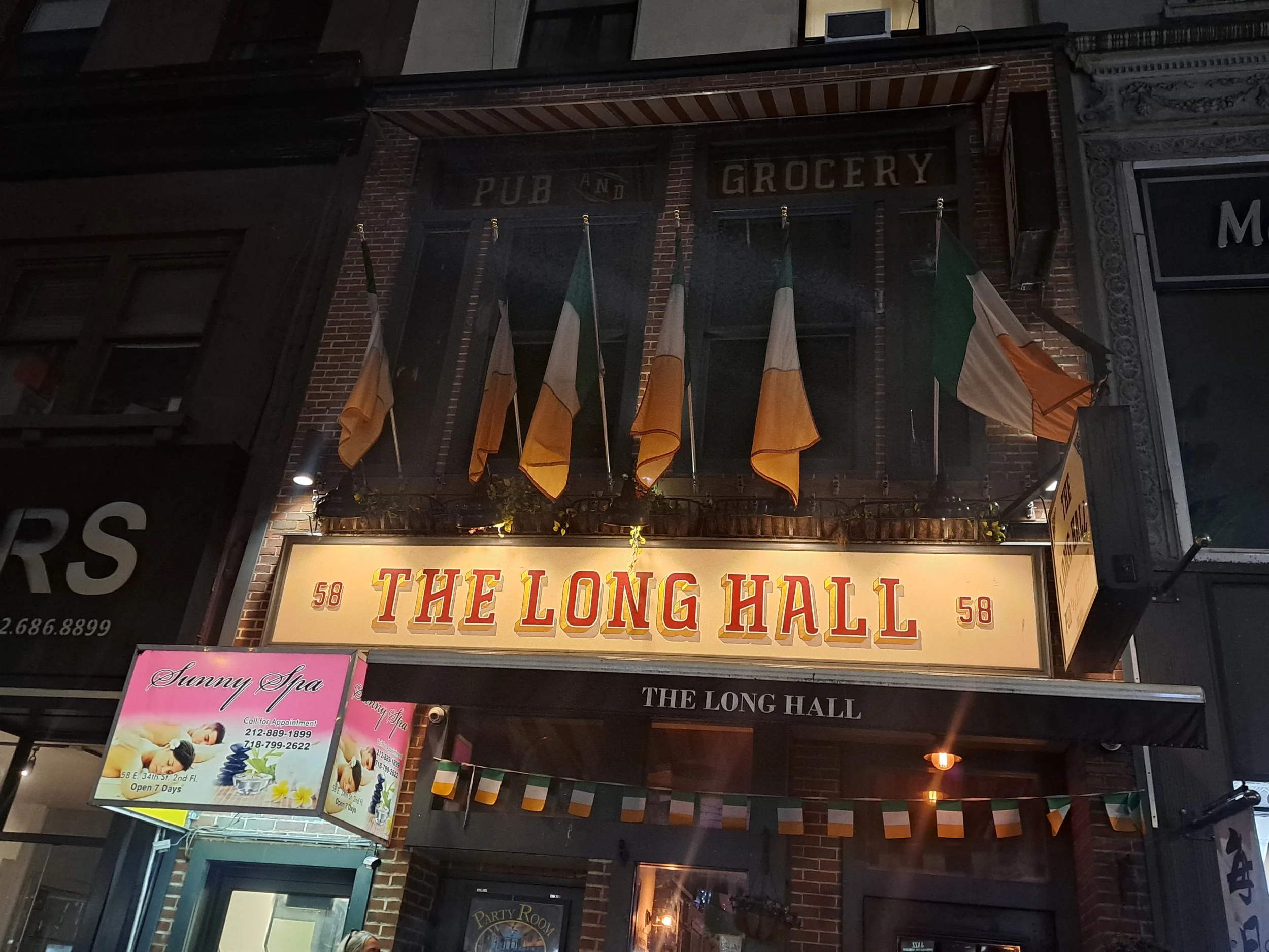 Irish Trad at The Long Hall Pub & Grocery