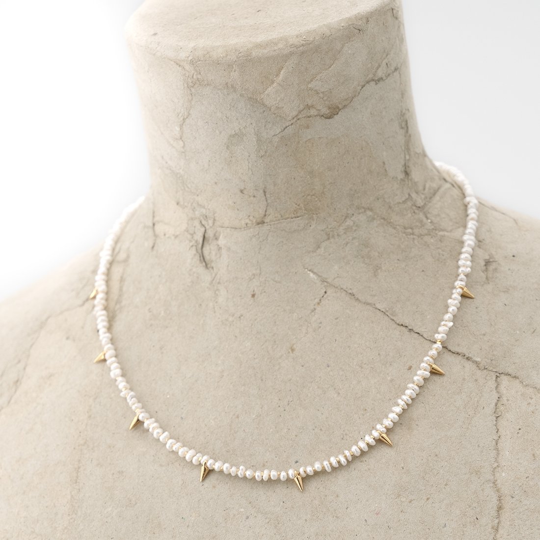 PEARL SPIKE NECKLACE