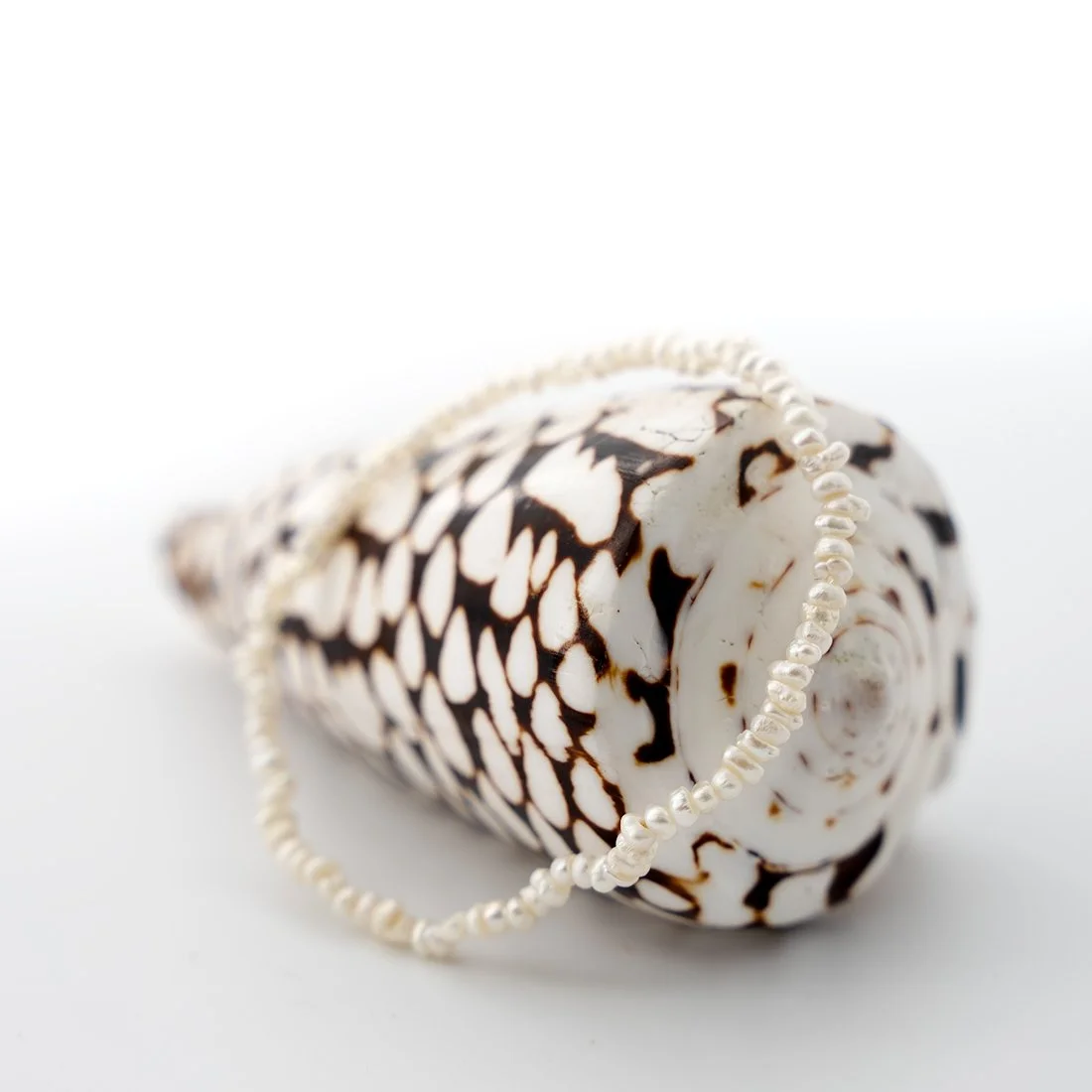 PETITE PEARL BRACELET