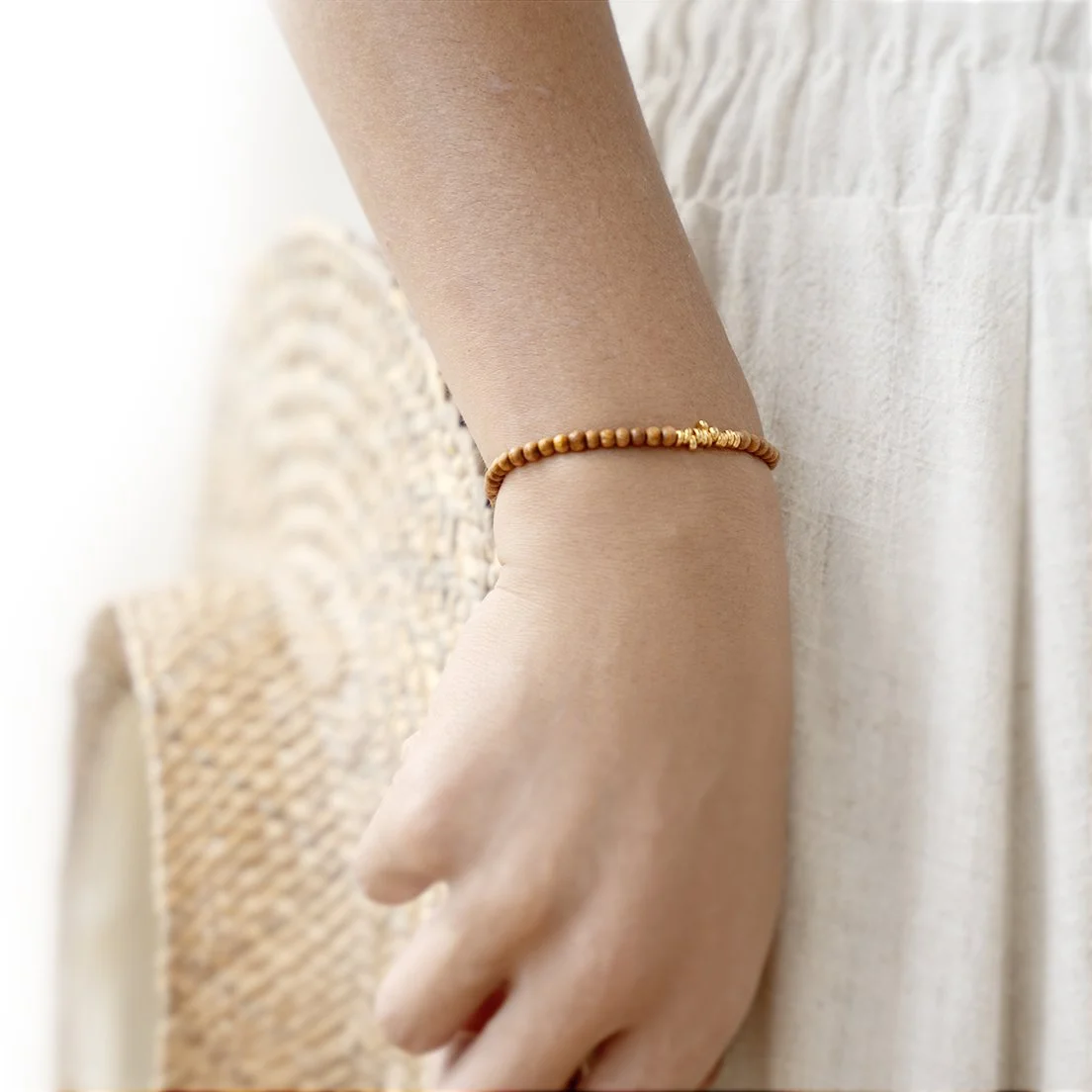 SANDALWOOD BRACELET