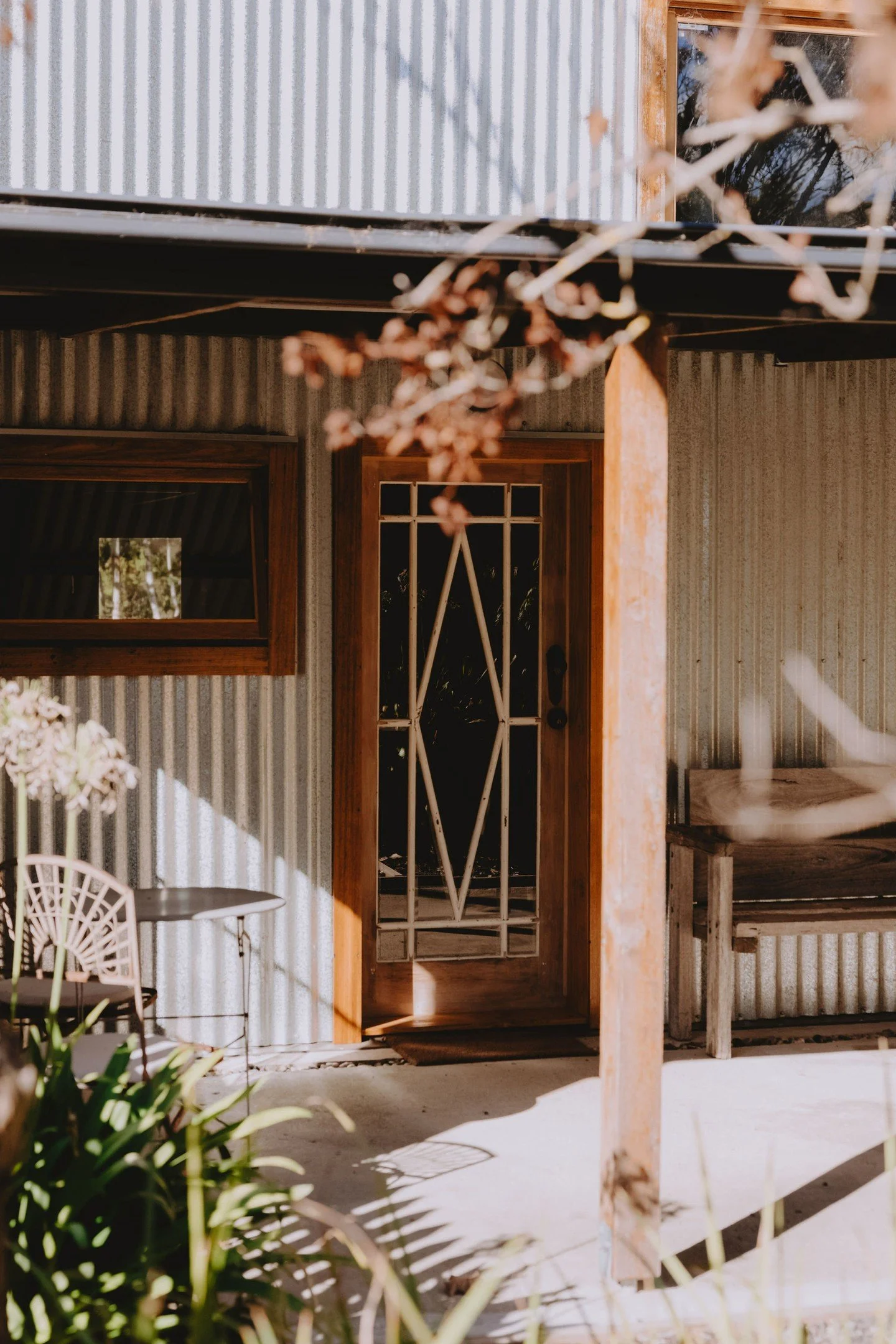 There&rsquo;s a reason locals love travelling midweek.

Towns are quieter, stays feel more personal, and there&rsquo;s space to enjoy the region without distraction.

If you&rsquo;ve never tried a midweek escape, autumn is the perfect time.

#Shepher