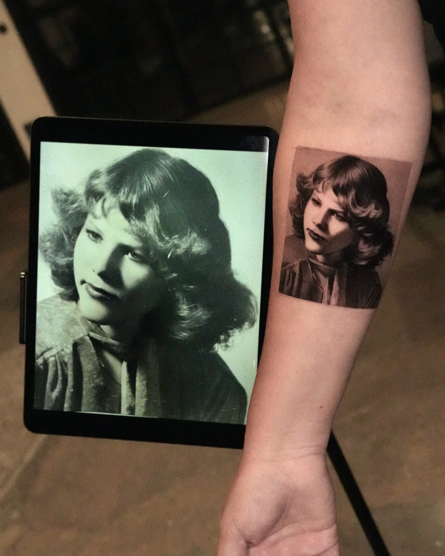 LA day 5
Mother&rsquo;s portrait🖤

#tattoo #portraittattoo #momtattoo #copypaste #phototattoo