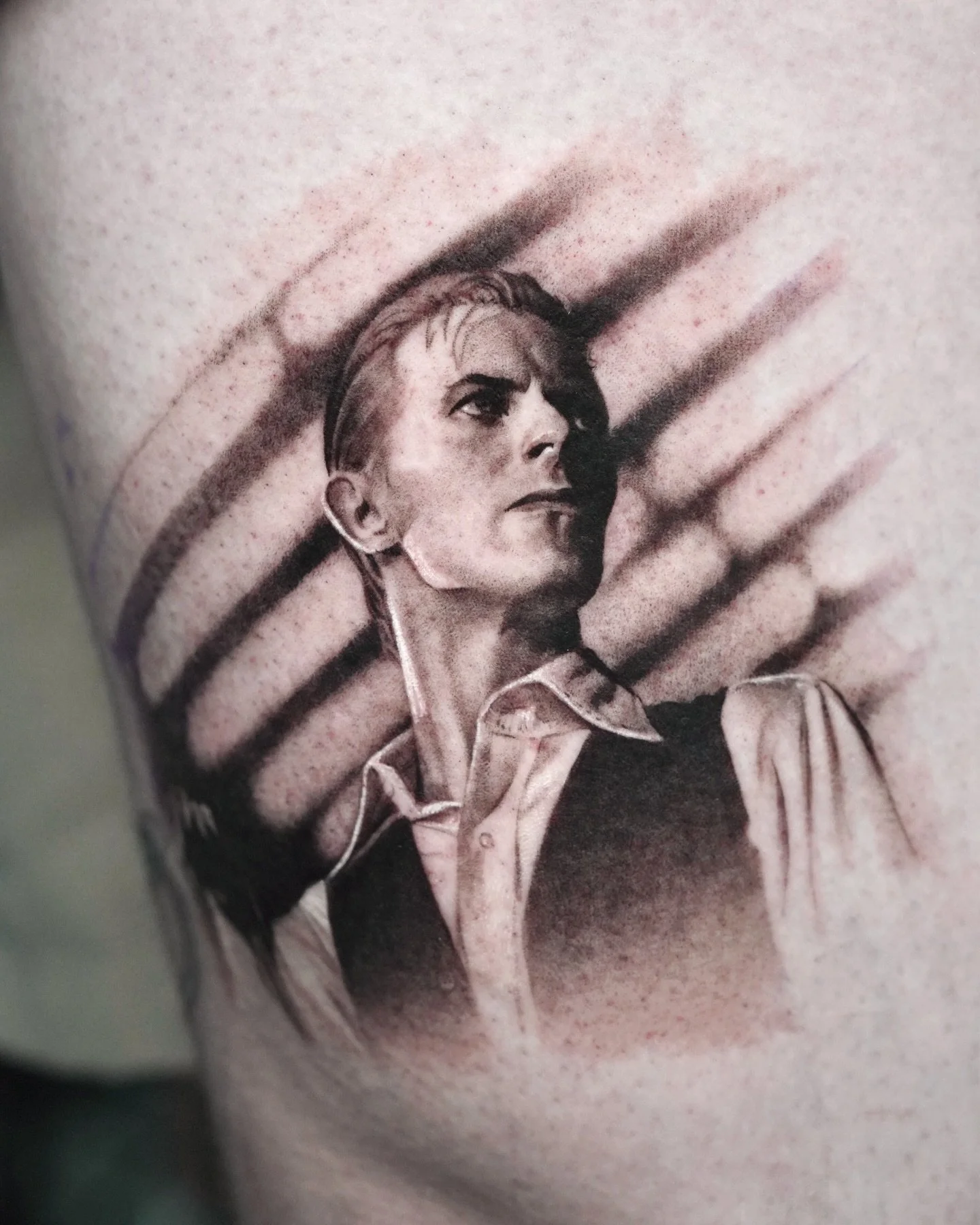 David Bowie Isolar tour, 1976

#tattoo #davidbowie #portraittattoo #musictattoo #nyctattoo