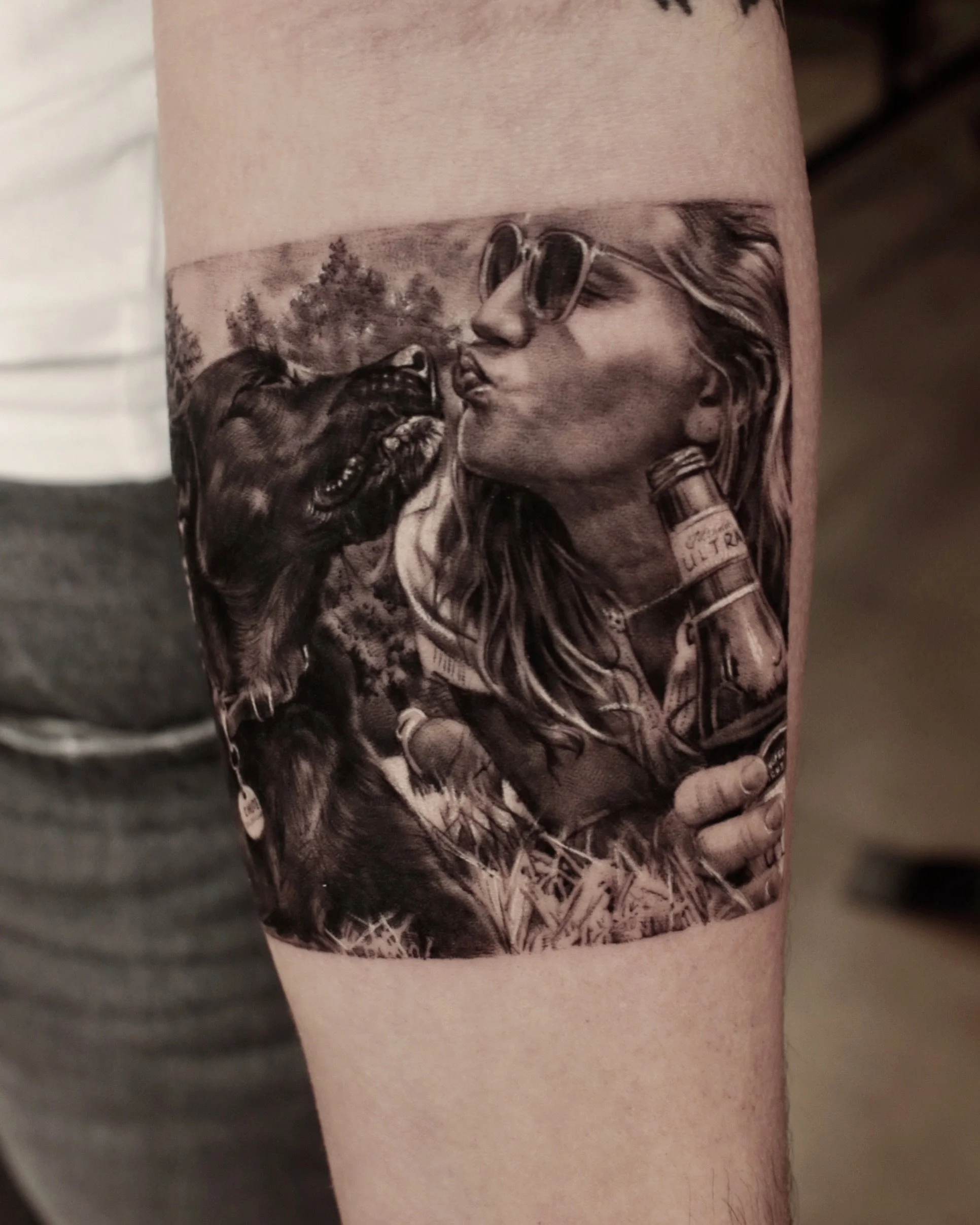 So much summer and love in one picture ☀️

#nyctattoo #summertattoo #phototattoo #photorealism #dogtattoo