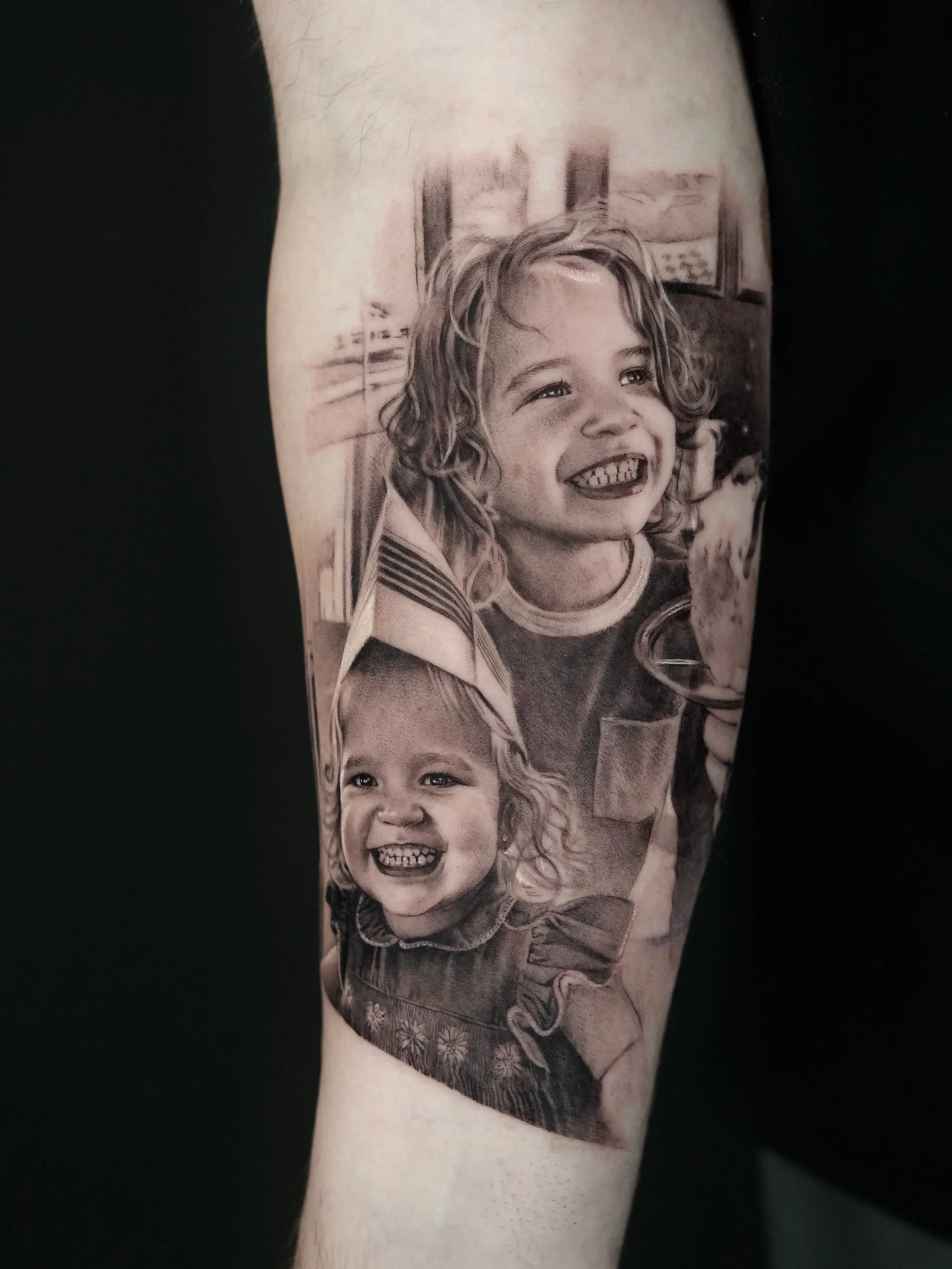 Can you possibly smile any wider? 😁 so much joy❤️

#tattoo #portraittattoo #kidstattoo #familytattoo #nyctattoo
