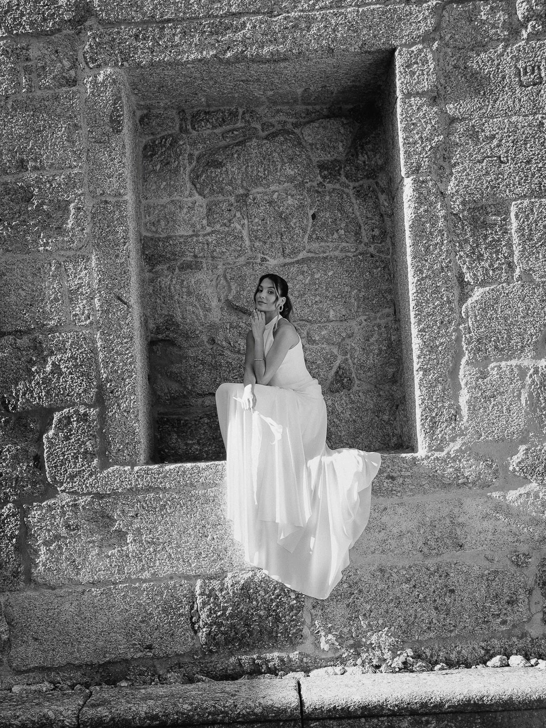 Charlotte, as she was

Shot on film and digital

Wedding Planner @hourglass_weddings 
Photographer @filipemontesphotography
V&iacute;deographer @sirklaufilms
Dress @jesuspeiroporto
Suit @zolfclothes
Shoes @annawalkerpt @badgleymischka
Jewellery @brun