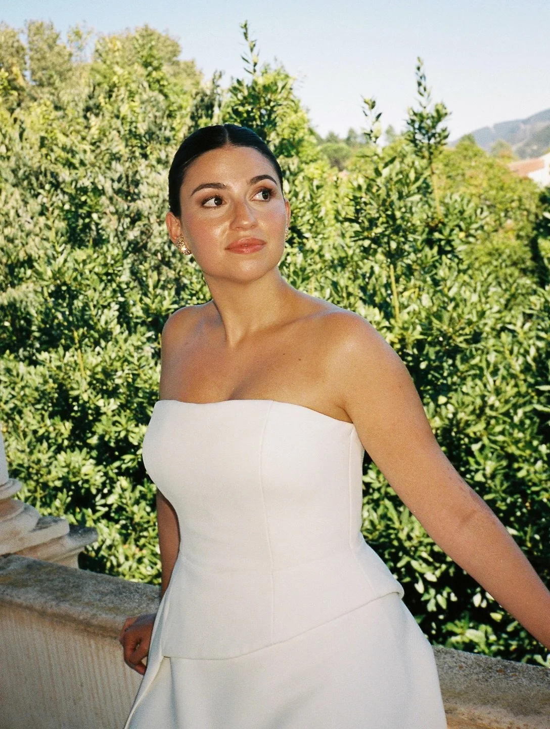 Rita, on film

Digital &amp; Film Photographer @filipemontesphotography
Film Photographer @mariamediciweddings 
Dress @nunoabrantes_atelier 
Suit @hackettlondon 
Shoes @poeve
Jewellery @agatajoalharias @deloison_paris 
Earrings @paulet.official 
What