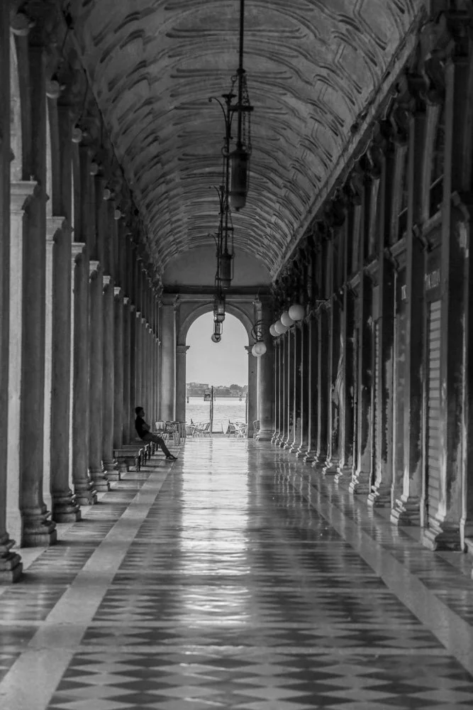 VeniceAlleys_web_1.jpg