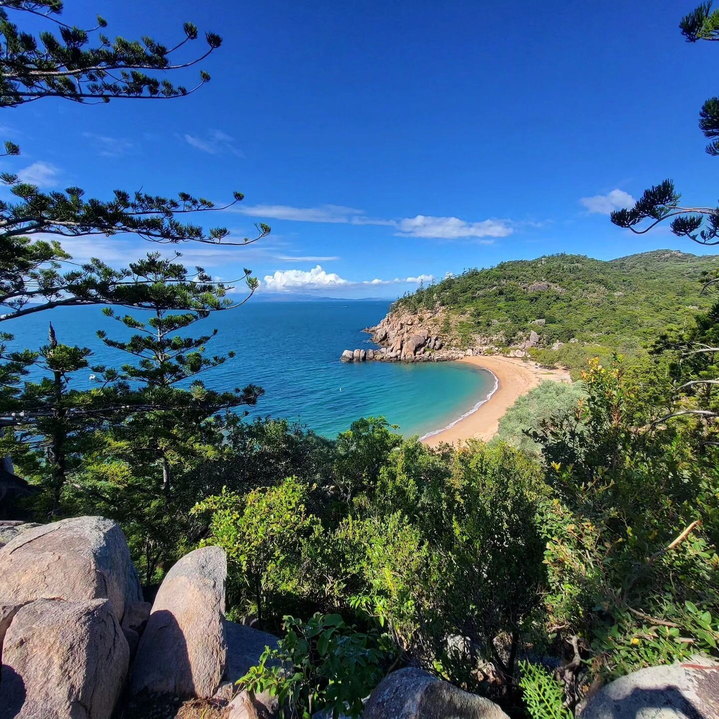 We'll never tire of this view 🌿⁠
⁠
Photo via @lillie_aroundtheworld⁠
⁠
#thisismagneticisland #upforunexpected #magneticisland #townsvillenorthqueensland #queensland #australia #townsville #townsvilleshines #thisisqueensland #seeaustralia #discoverqu