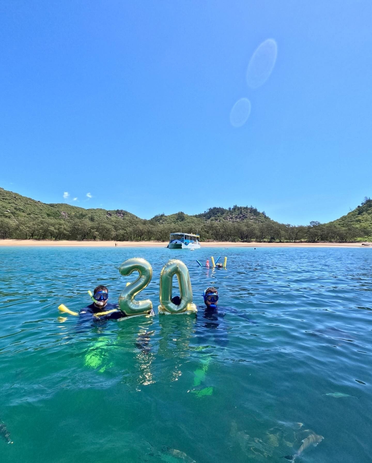 TWENTY YEARS of @aquascenemagneticisland ☀️⁠
⁠
There's something exceptionally special about our operators, and the Hinks family truly shines. Establishing a business that not only shares stories but also incorporates education, accessibility, commun