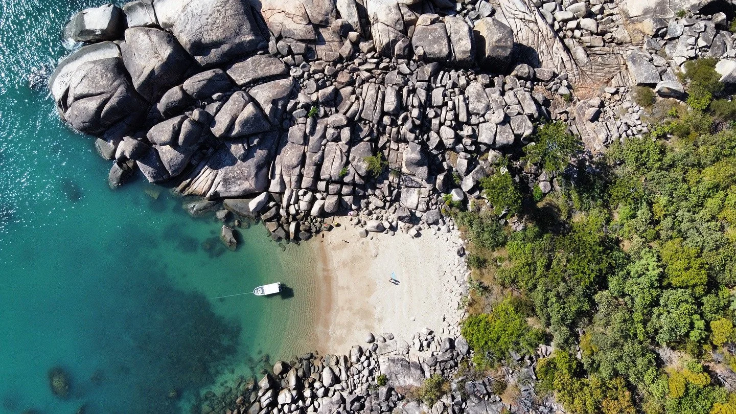 Private boat required, paradise guaranteed. Welcome to Lovers Bay 🛥️💙⁠
⁠
📷 @leahlightphotography⁠
⁠
#thisismagneticisland #upforunexpected #magneticisland #townsvillenorthqueensland #queensland #australia #townsville #townsvilleshines #thisisqueen