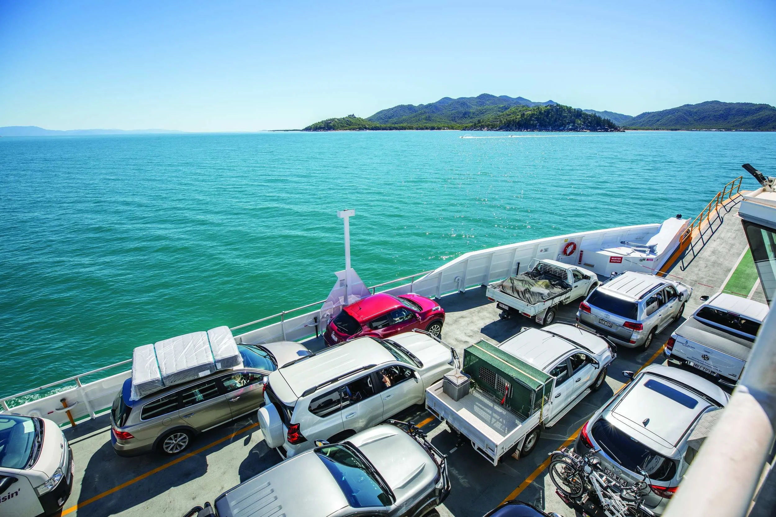 car-ferry-magnetic-island-hero-web.jpg