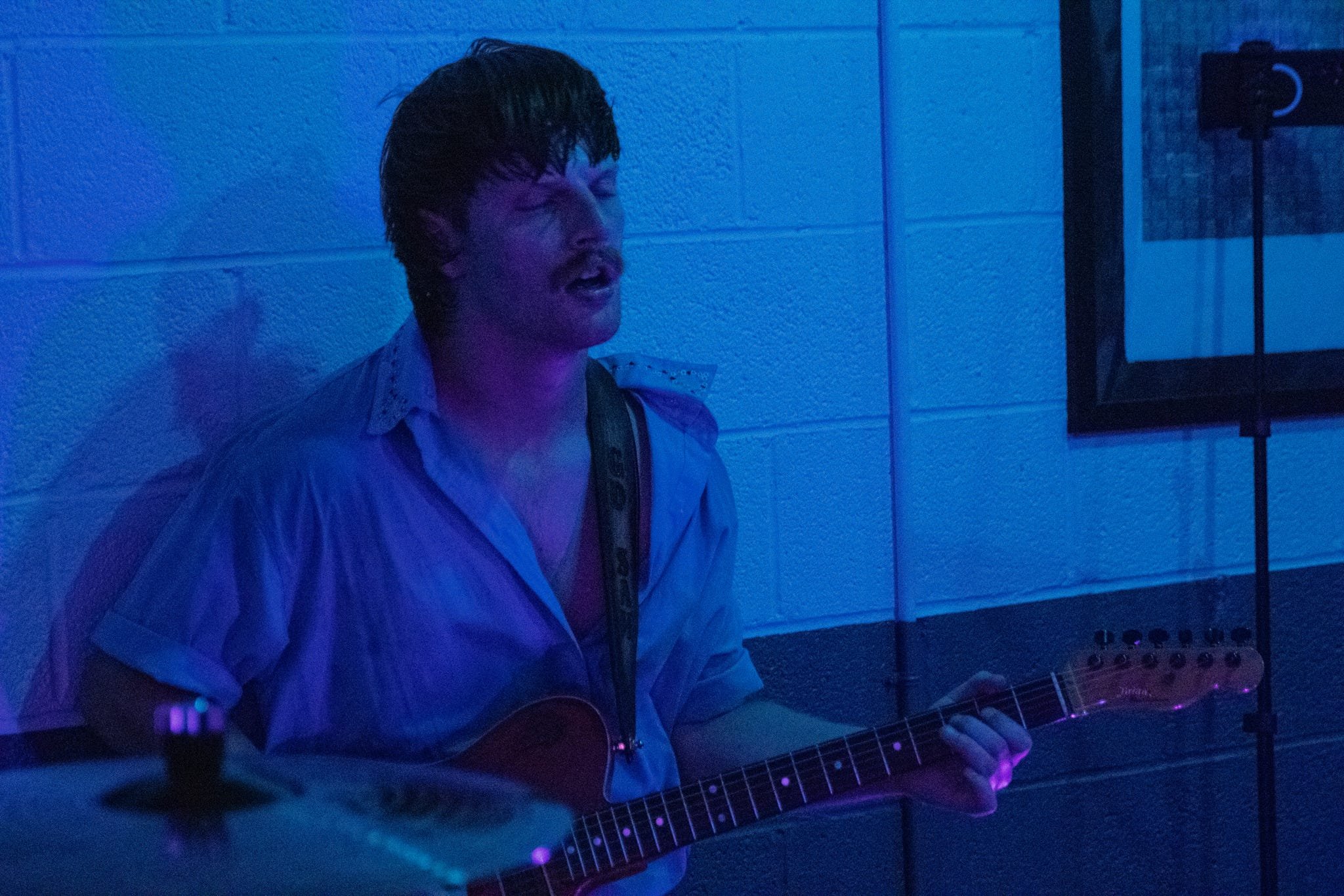 Sam is takin' a load off!
Benefit show: Rock camp for girls, nonbinary, and trans youths.
- Noisetown, Tulsa, June 2025