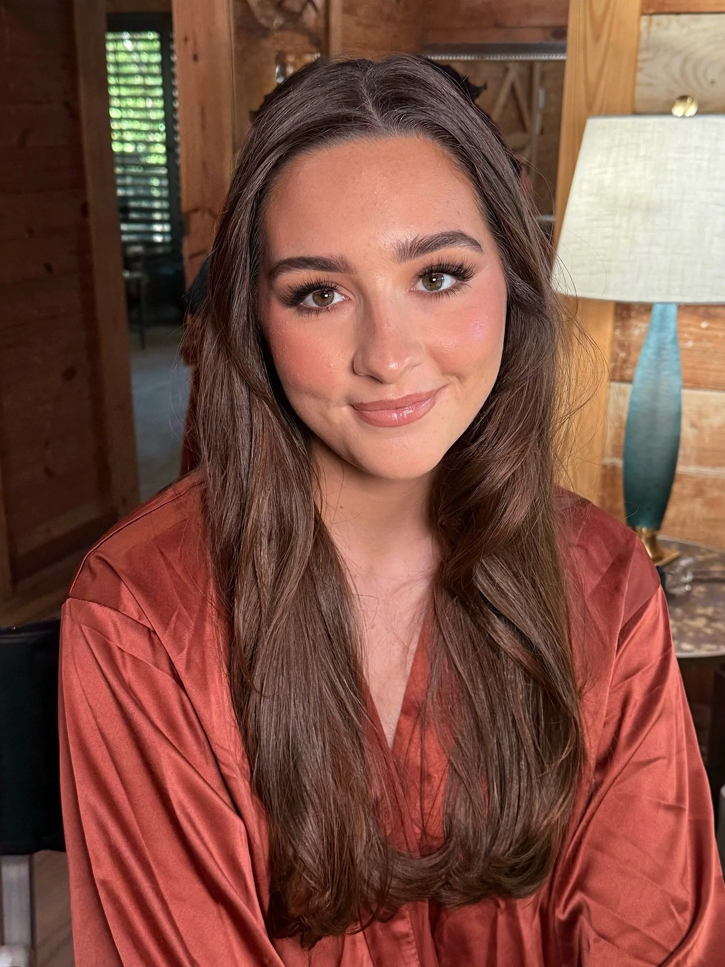 Loving this fall wedding season 😍🍂❤️

this bridesmaid glam fits the fall vibe so perfectly i&rsquo;m obsessed

#bridesmaidmakeup #texasmua #bridalmakeupartists