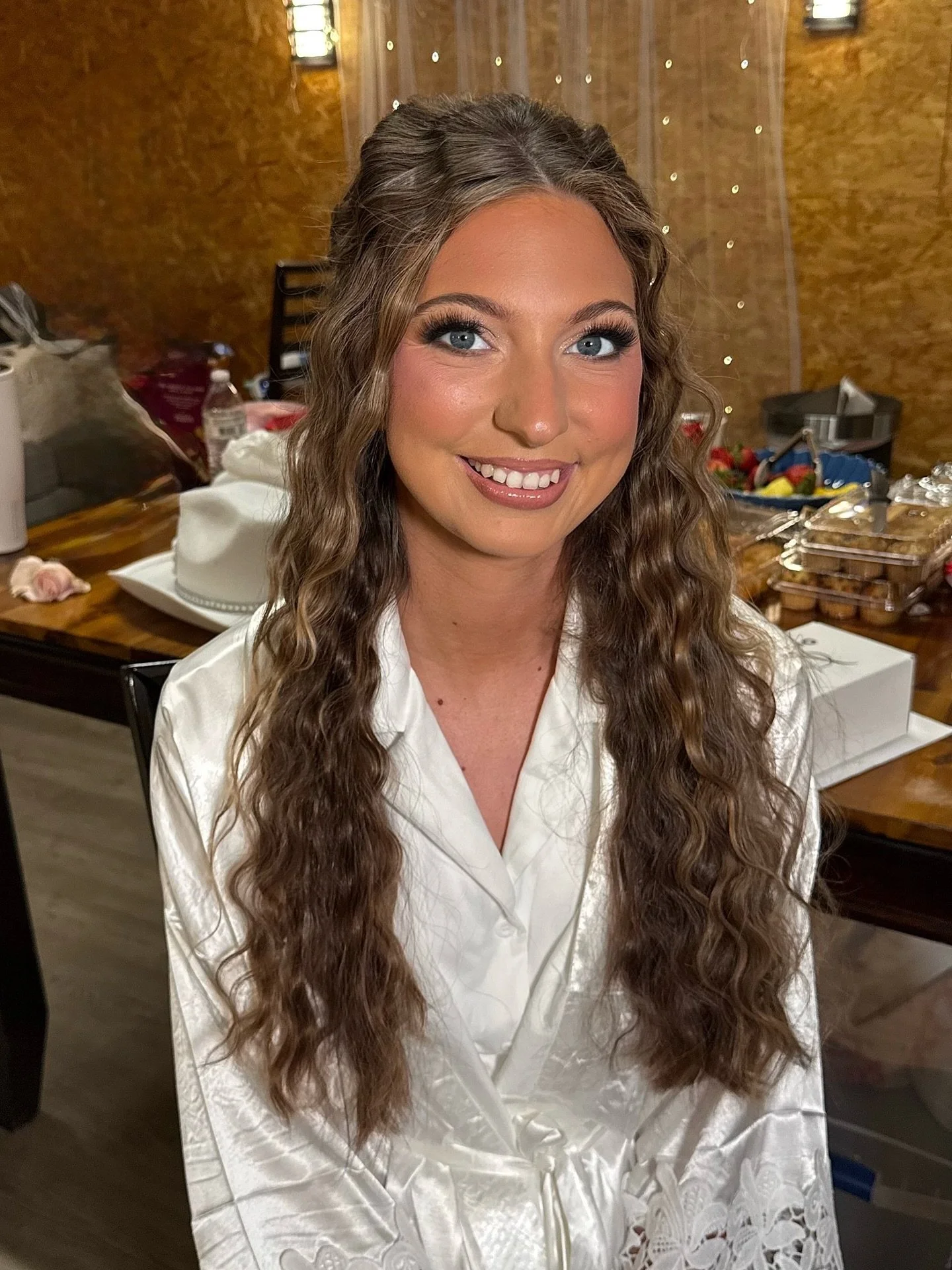 timeless bridal makeup by me 💍🤍 

congratulations to my beautiful bride @catie_hagaman ✨ the sweetest bride ever! thank you for choosing me as your mua on such a special day 🥹 

#bridal #makeupartist #bridalmakeup #texasmua