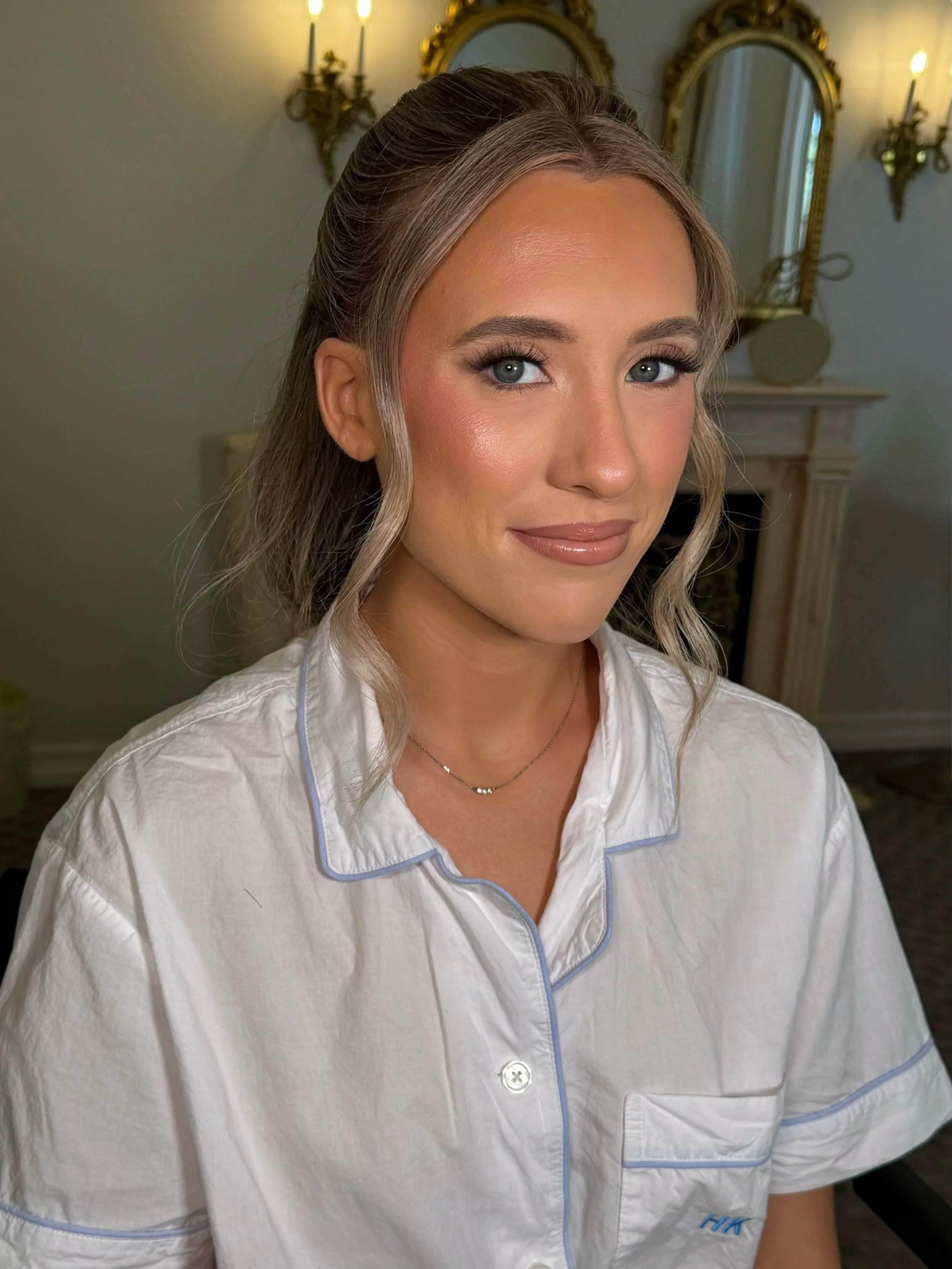 hannah&rsquo;s bridal glam ✨ 
makeup by me + hair by @bridalhair_bymanya 

had the best time doing Hannah&rsquo;s bridal makeup 🤍 congratulations! @hann__banan__

#bridalmua #bridalmakeup #texasmua bridalmakeupartist