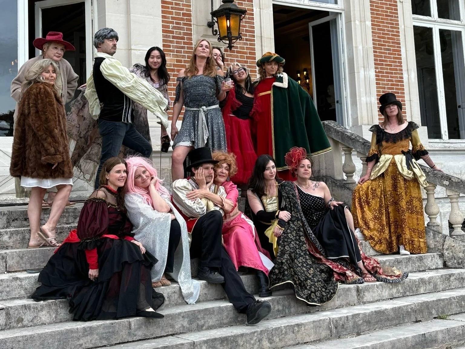CHATEAU ORQUEVAUX.jpg