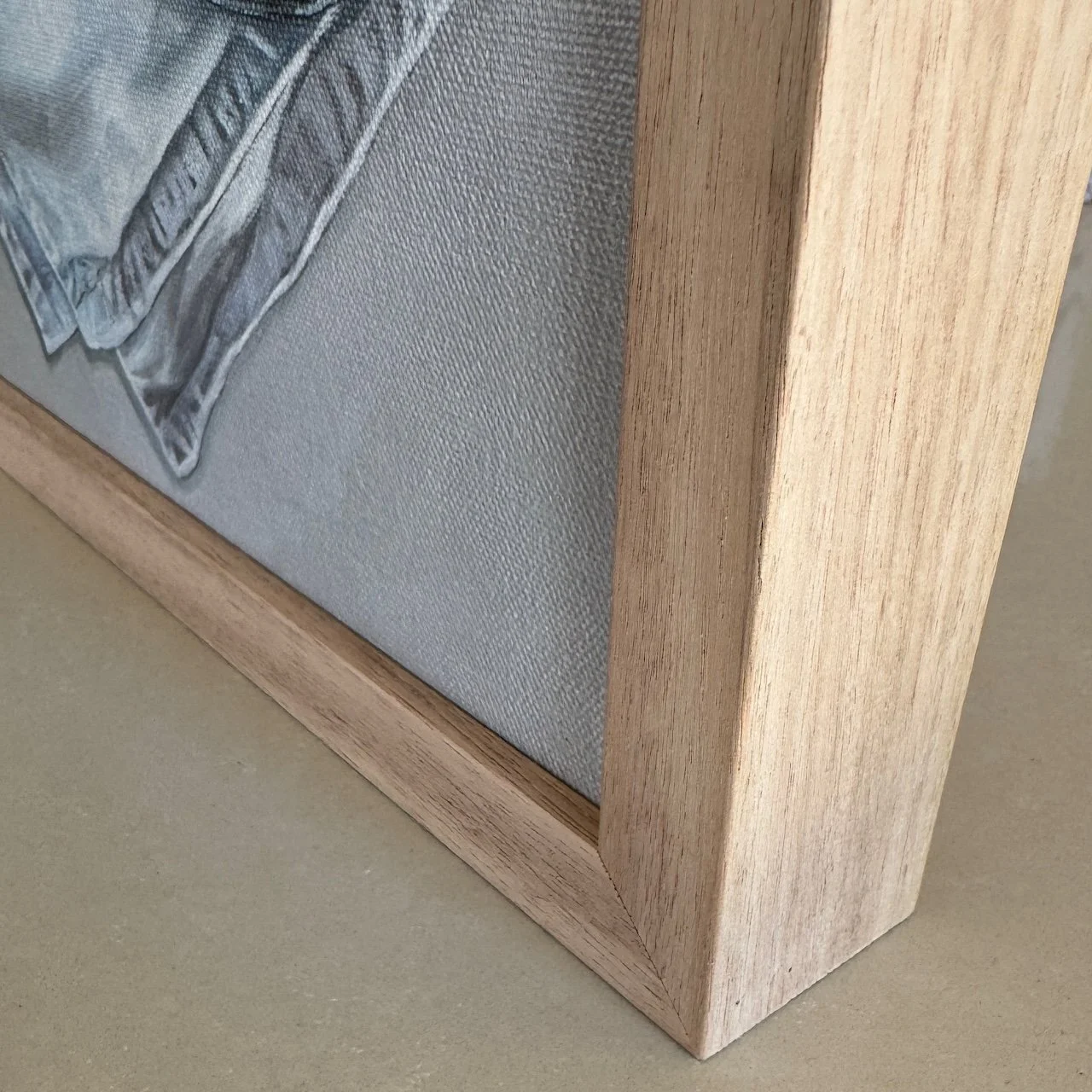Substantial frames in several finishes