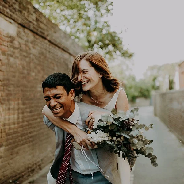 LOLA &amp; VINAY