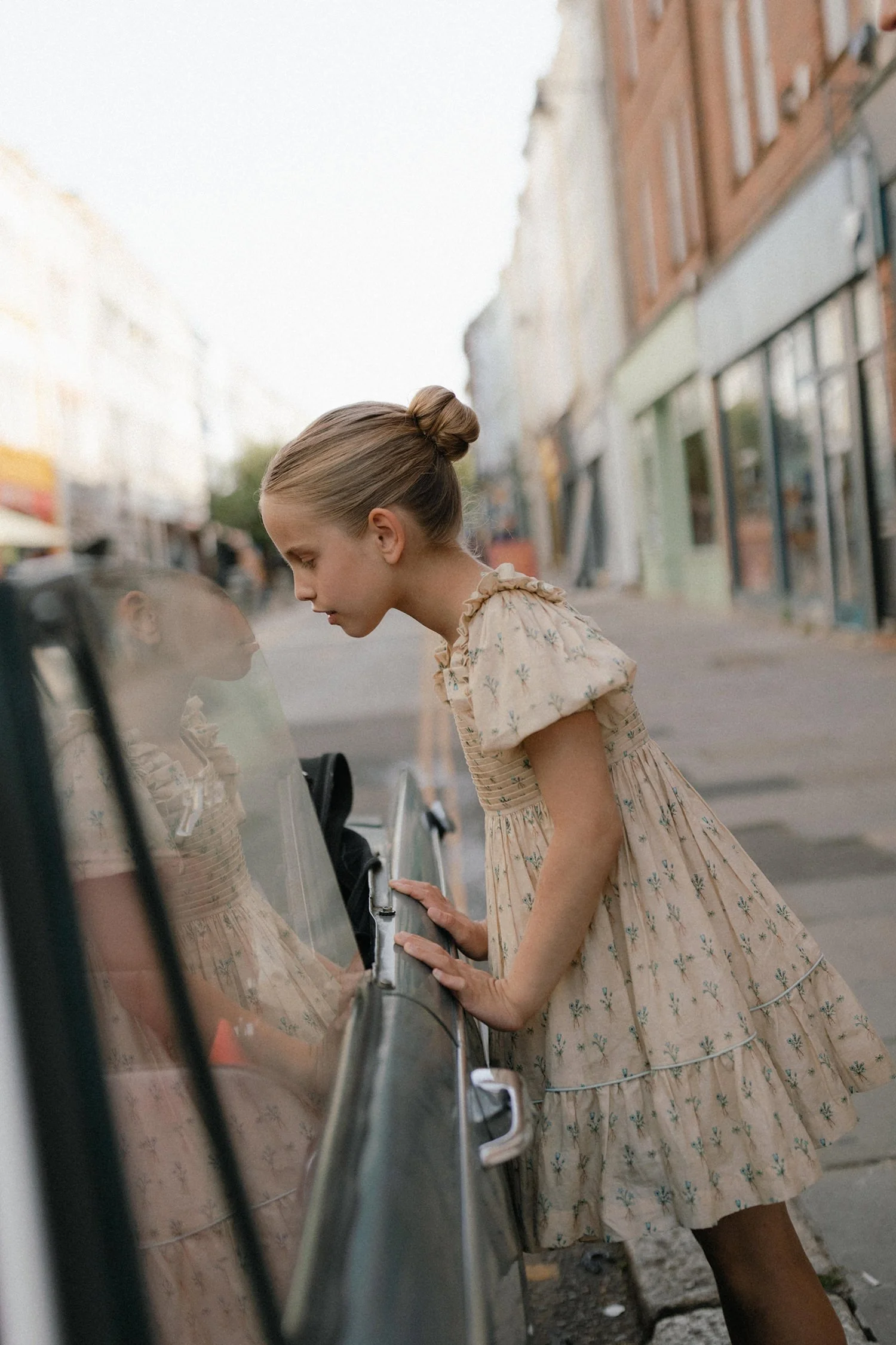 London editorial wedding photographer