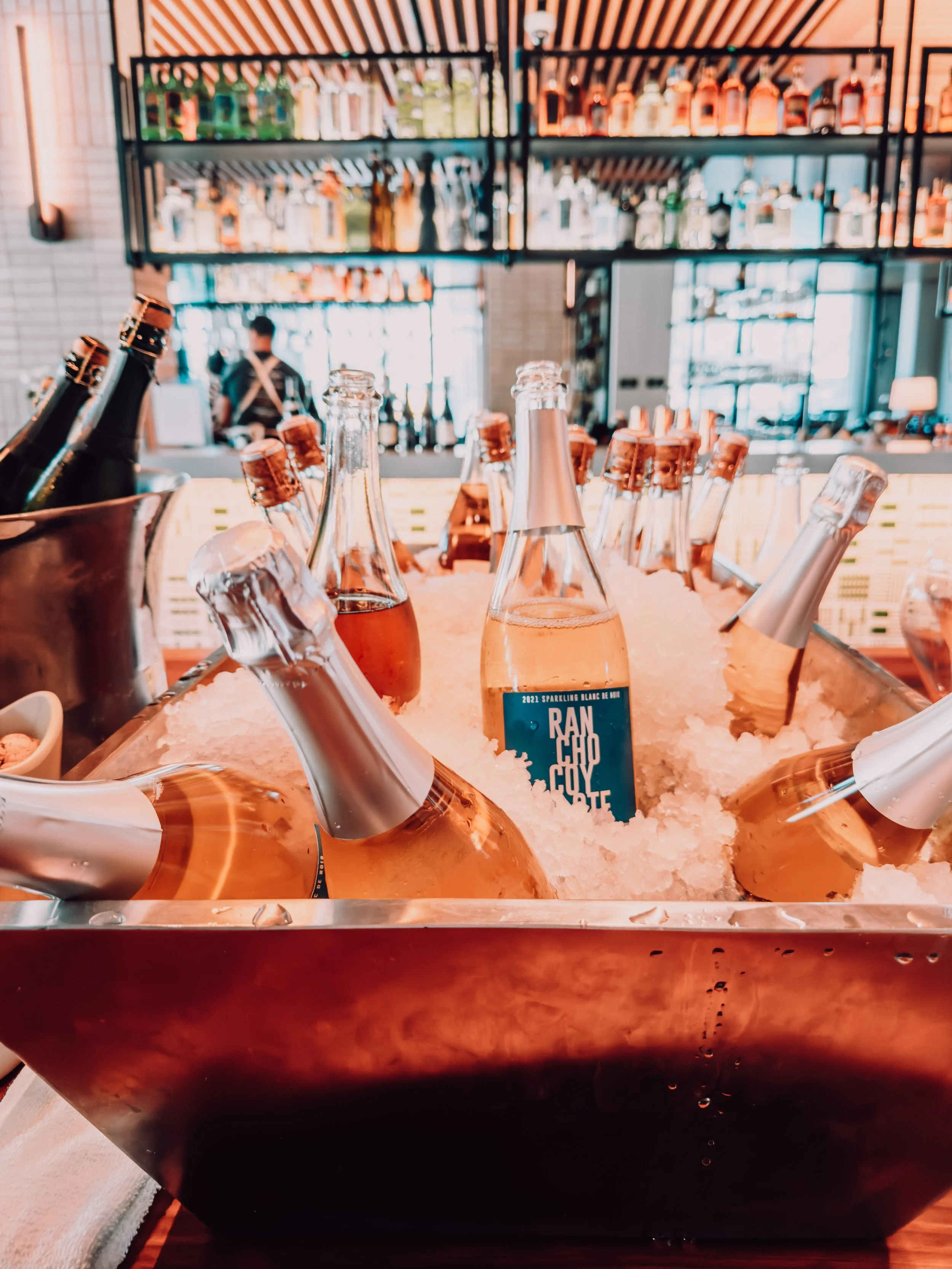 Pigs&Pinot-8.jpg