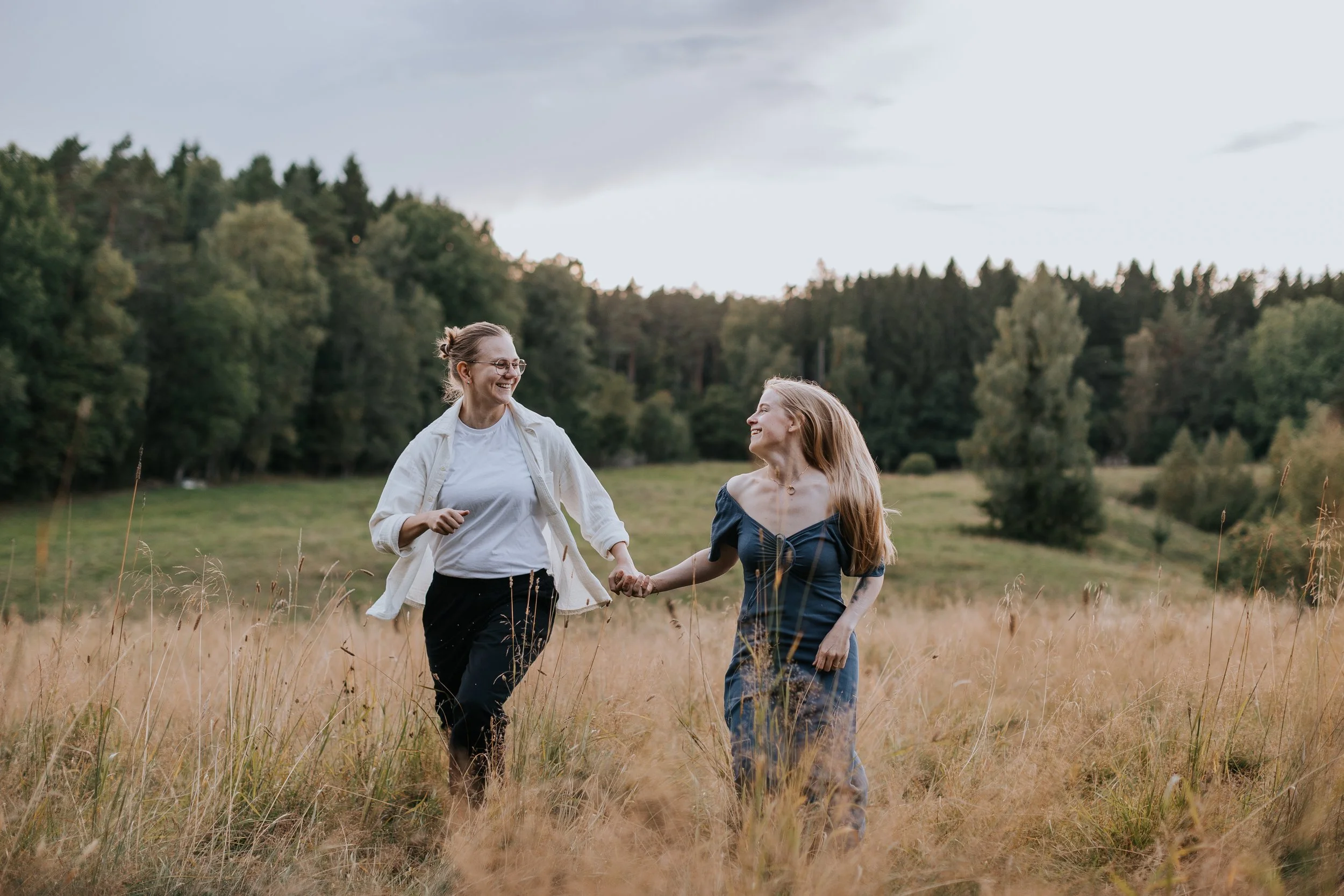 Emma & Katja-103.jpg