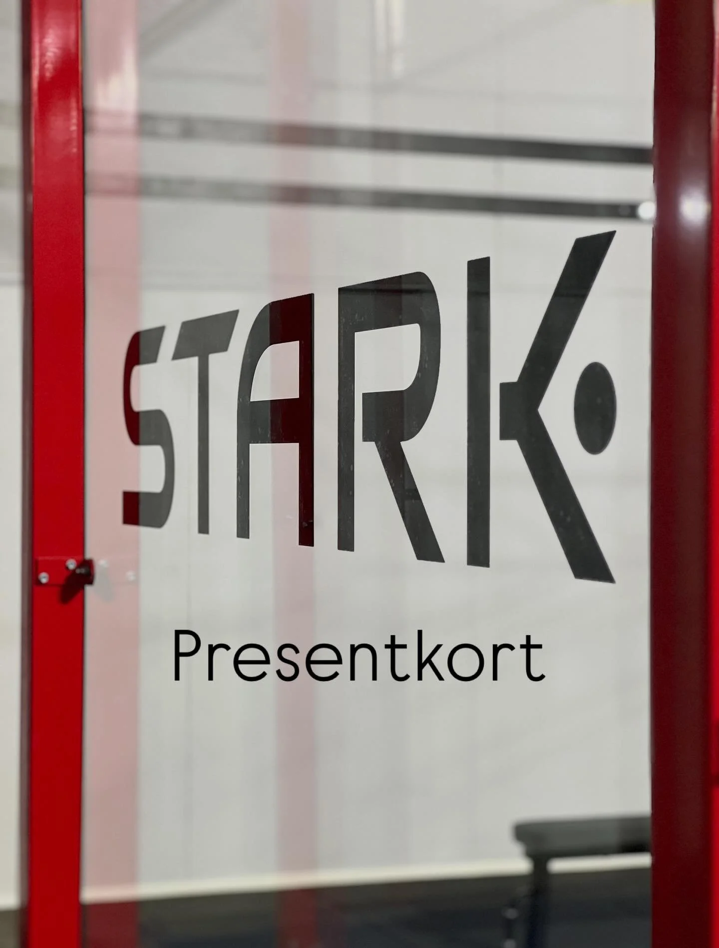 Stark &auml;r ett litet f&ouml;retag med stort hj&auml;rta som v&auml;rnar om bra kundservice. &Auml;n finns chansen f&aring; hem ditt presentkort innan jul. 🎁

En h&auml;lsosam julklapp &auml;r 
kanske den omt&auml;nksammaste klappen. &hearts;️

#s