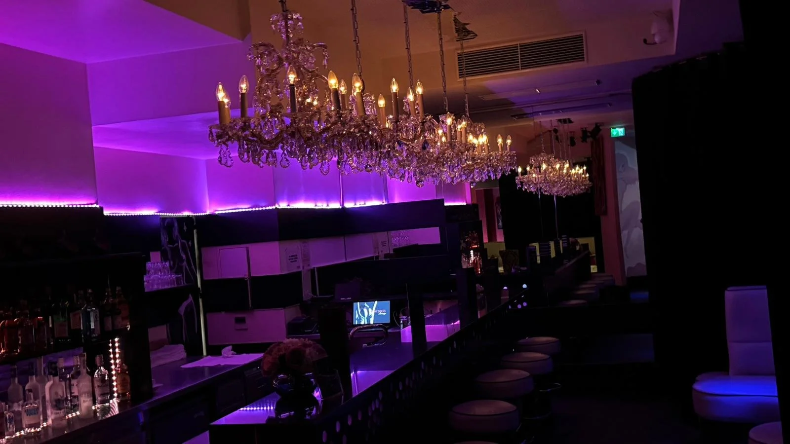 Vienna Dance Club Hiring 4.jpg