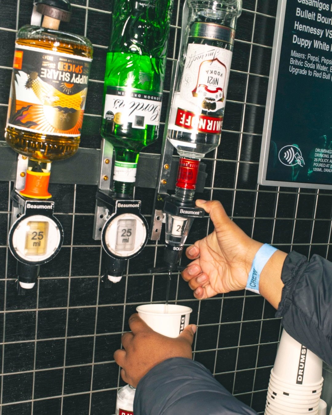 As eclectic as the crowd. As loud as the music. 

Drafts, cocktails, canned bevs and spirits for every taste - all at our bars across @drumsheds.