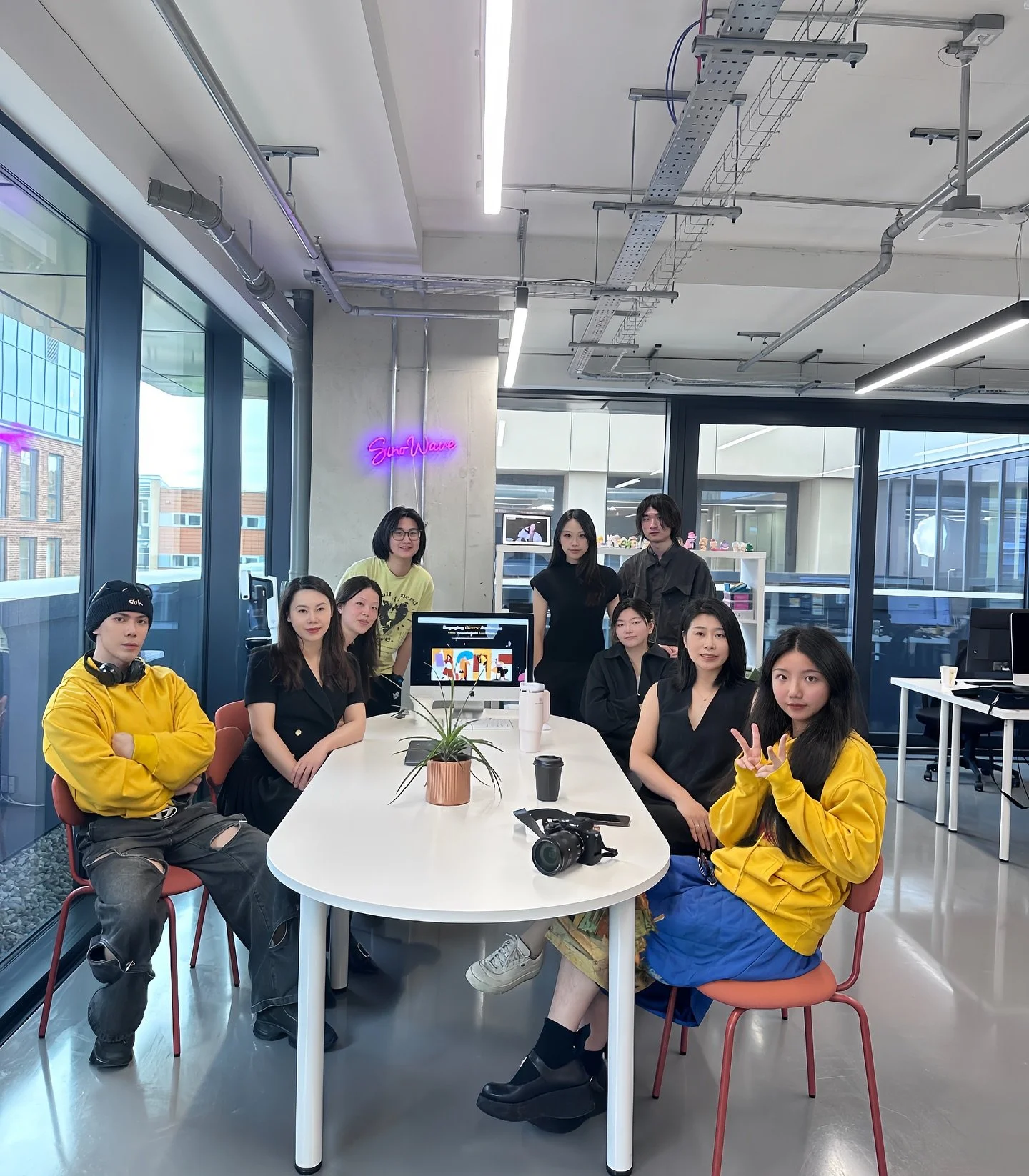 🚀 SinoWave&rsquo;s Next Chapter: Bigger Space, Bigger Vision

We&rsquo;ve officially moved into our new London office &mdash; it&rsquo;s 3x bigger, brighter, and bolder than before!

Still based in our favourite Canary Wharf, our new space is filled