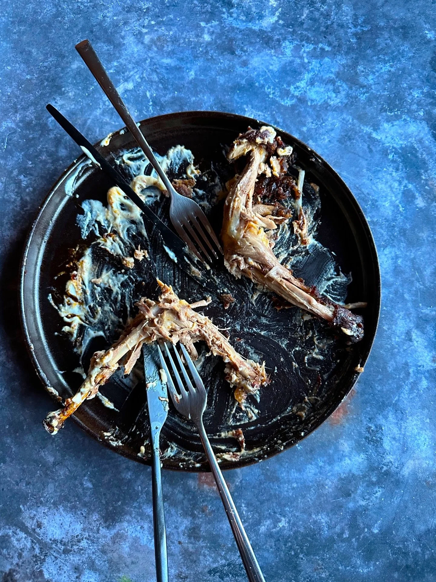 GOD, THAT WAS GOOD. 
guinea fowl karaage, blackberry + jalapeño glaze, parsnip cream, blackberries, sczheuan chilli oil. 
little supper club throwback, dish by me + @jackc00ks