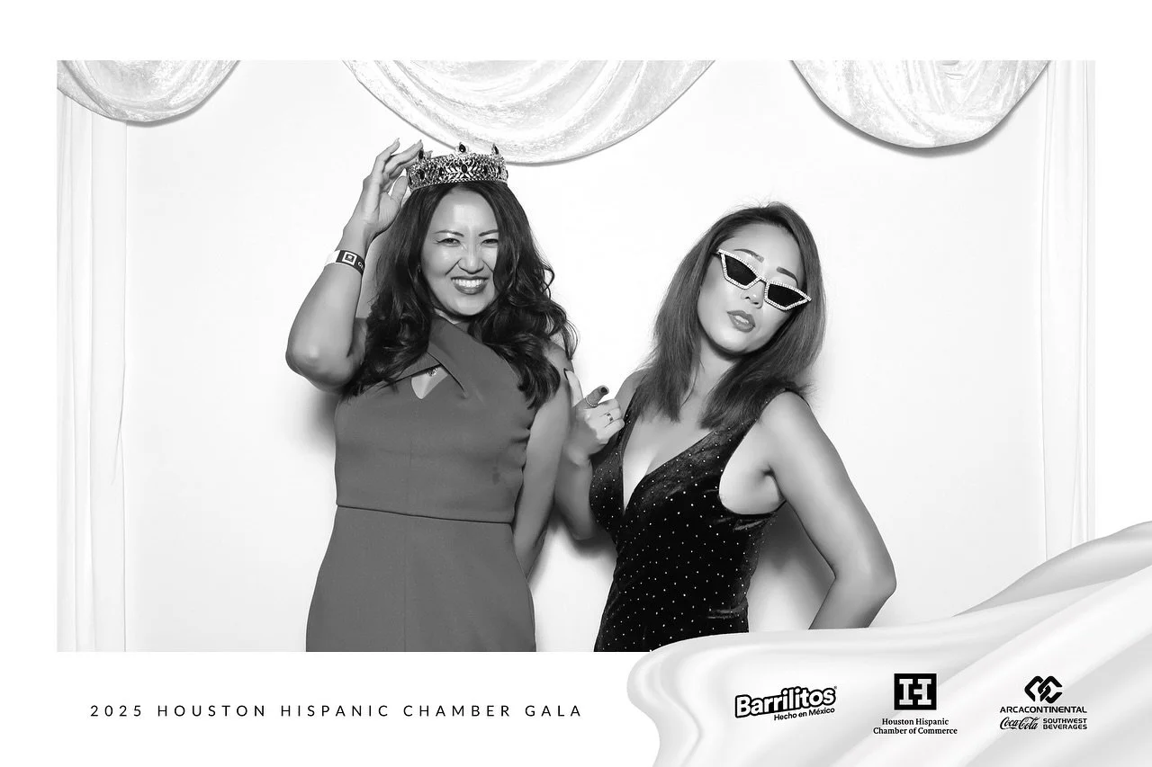 Representing the @kacc.htx Korean Chamber of Houston at the @hispanic_houston Annual Gala! Work hard and have a lot of fun! That&rsquo;s the rule!

#houstongala