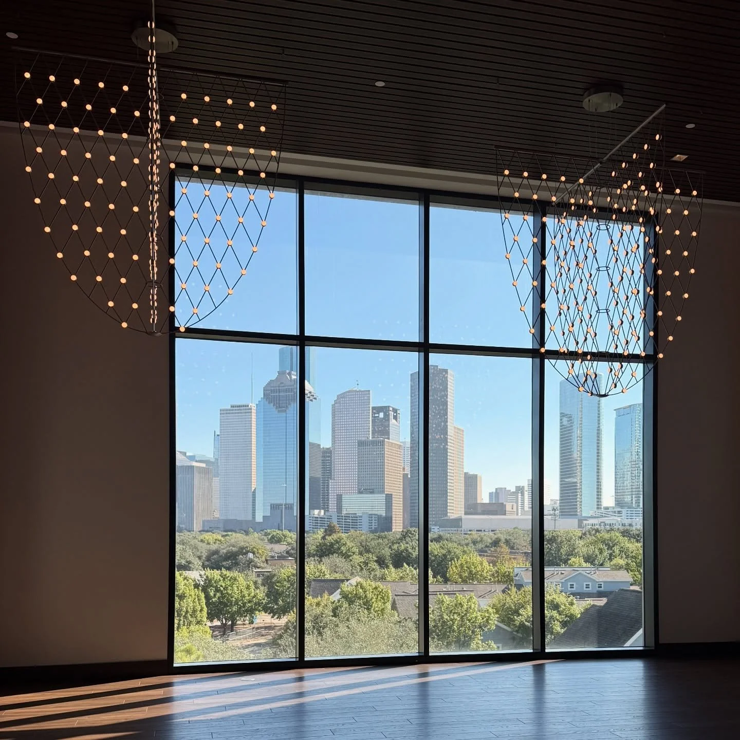 Checking out this stunning hotel with a clear view of our downtown cityscape with the @kacc.htx fam!