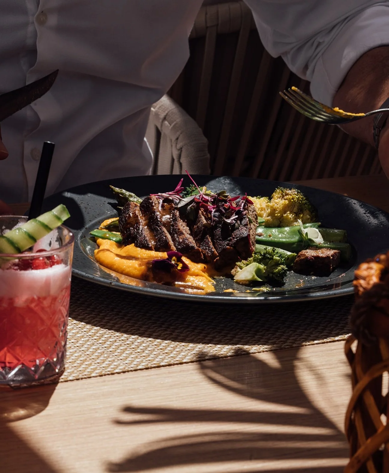 Perfectly grilled and beautifully plated &mdash; dining at Calvia Beach House. 🍷
&mdash;&mdash;&mdash;&mdash;&mdash;&mdash;&mdash;&mdash;&mdash;&mdash;&mdash;&mdash;&mdash;&mdash;&mdash;&mdash;&mdash;&mdash;&mdash;&mdash;&mdash;&mdash;&mdash;&mdash;